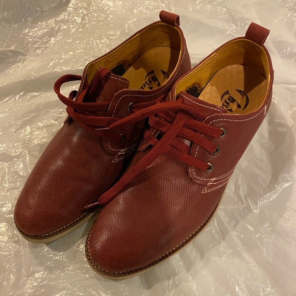 Leather lace up stitched Derbys by Beta, cognac, men's size us 9. lightweight - Picture 1 of 10